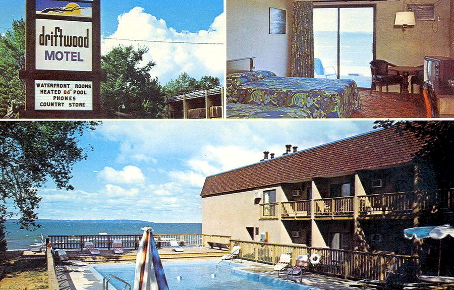 Driftwood Motel - Vintage Postcard (newer photo)